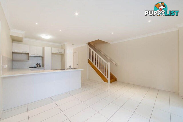 2/11 Buruda Street CHERMSIDE QLD 4032