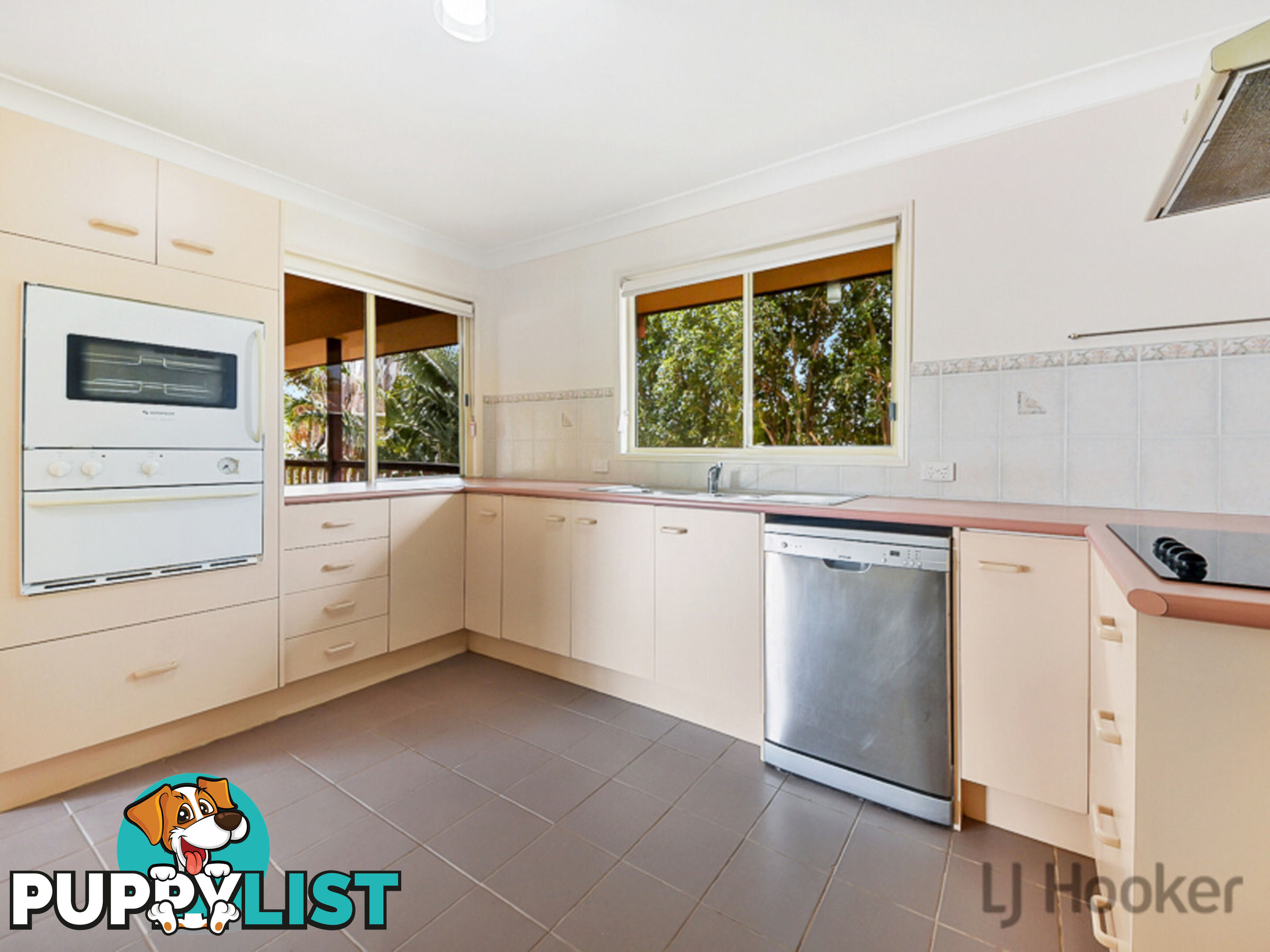 35 Aramis Place NUDGEE QLD 4014