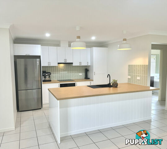 15 Dean Street BRAY PARK QLD 4500