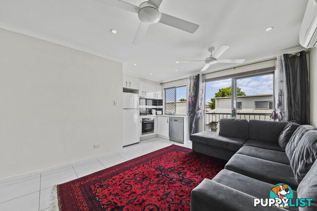 15 Broadwater Lane FITZGIBBON QLD 4018
