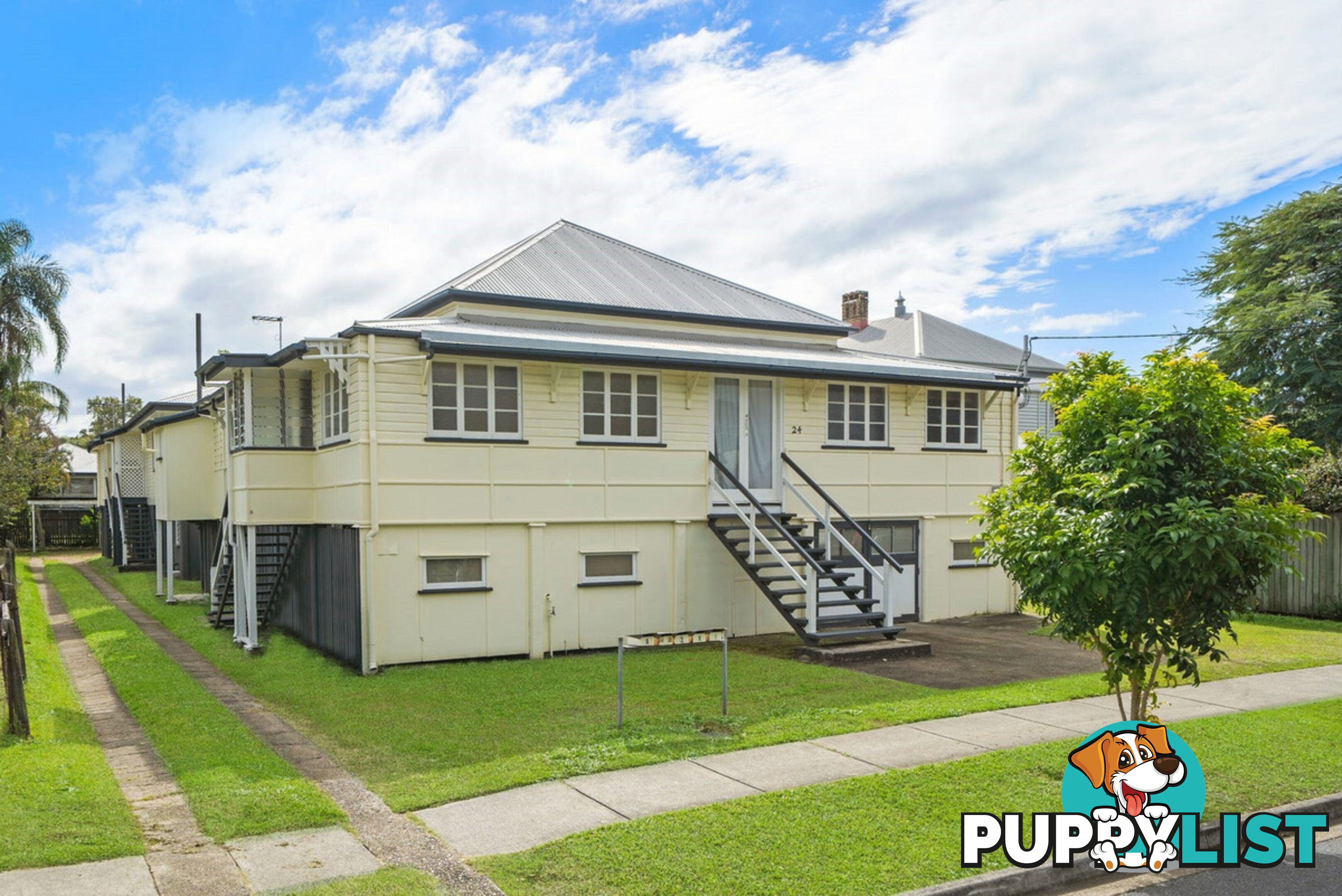 24 Sixth Avenue SANDGATE QLD 4017