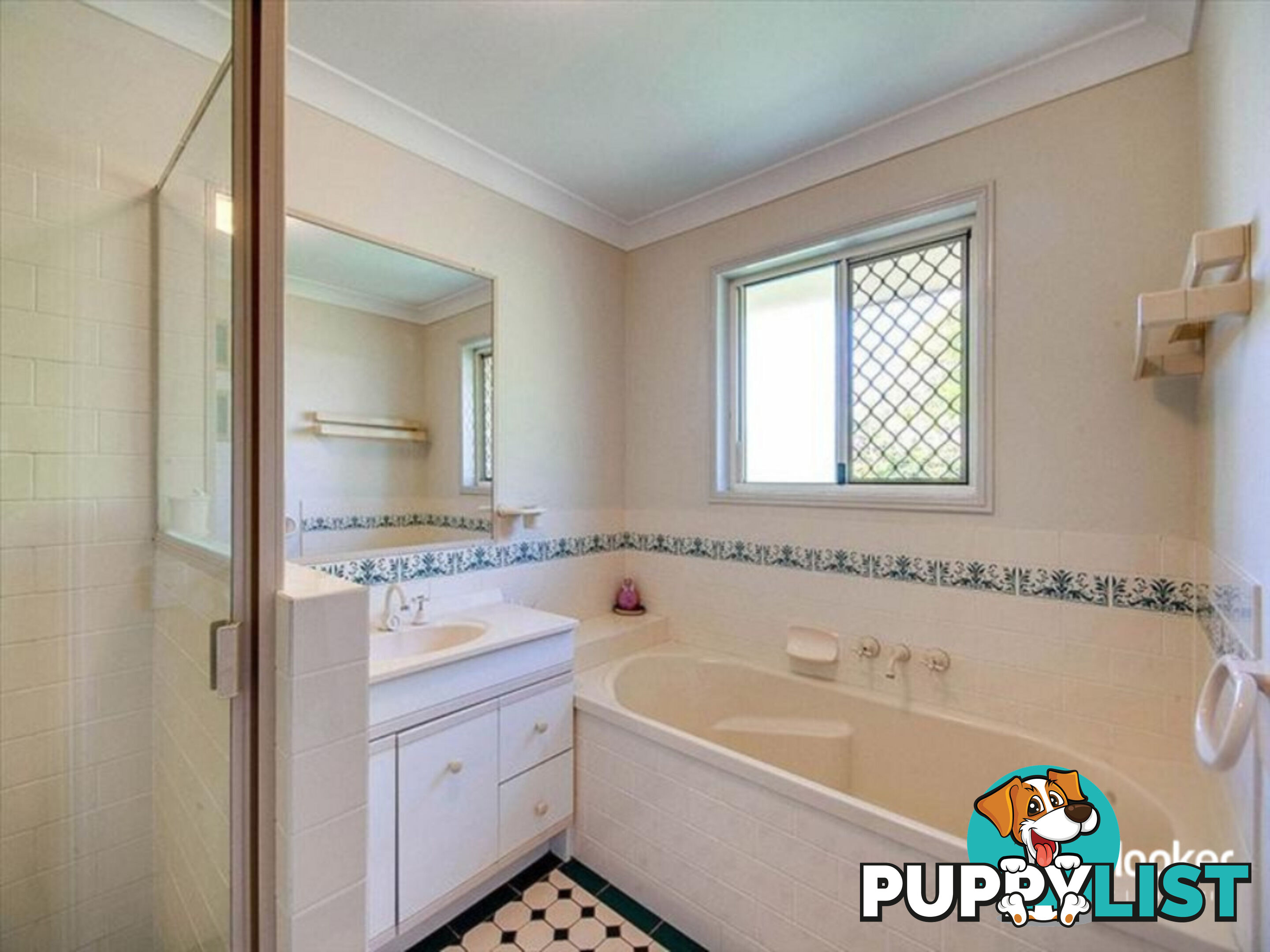 10 Kalara Court CARSELDINE QLD 4034