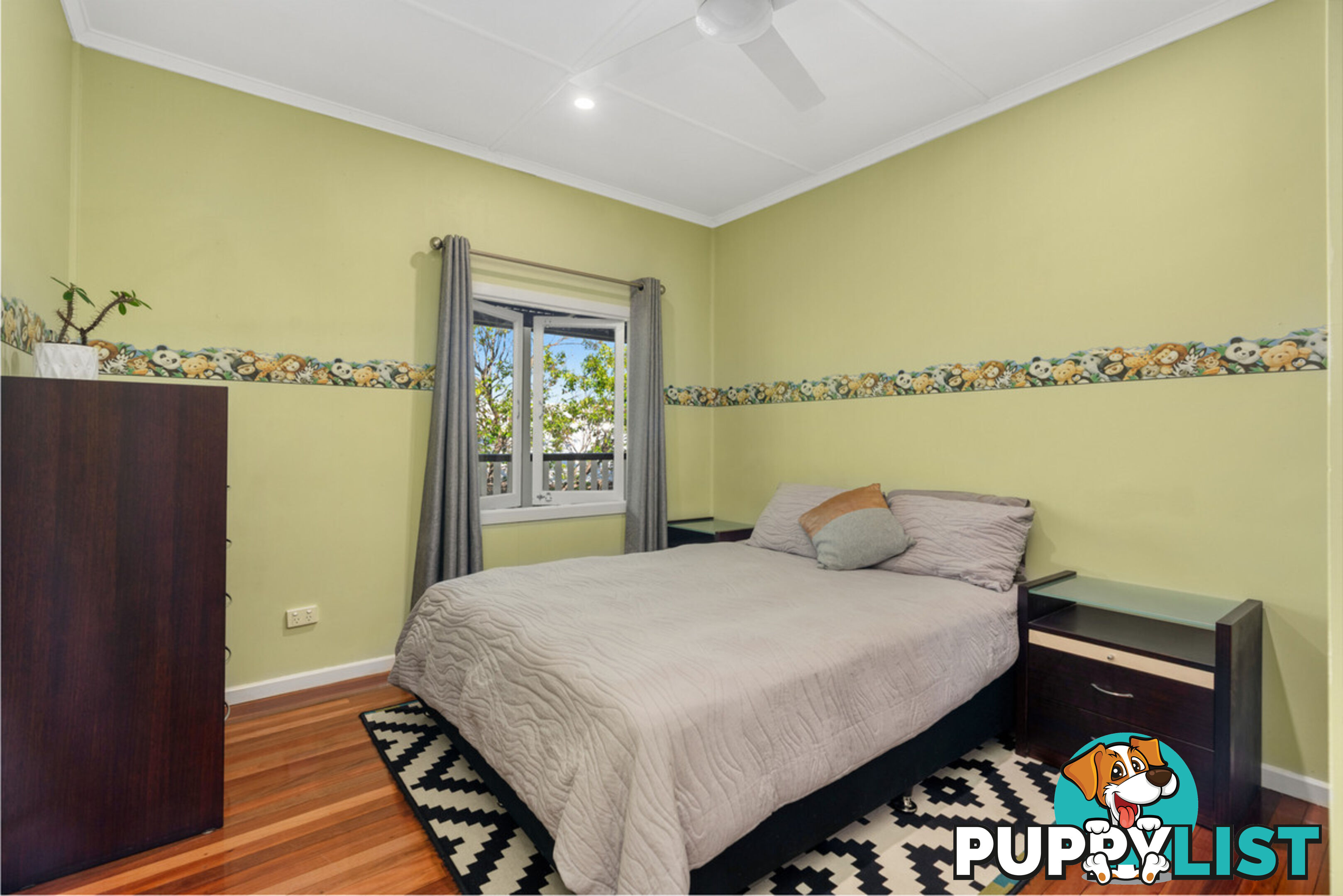 15 Eastbourne Street CHERMSIDE WEST QLD 4032