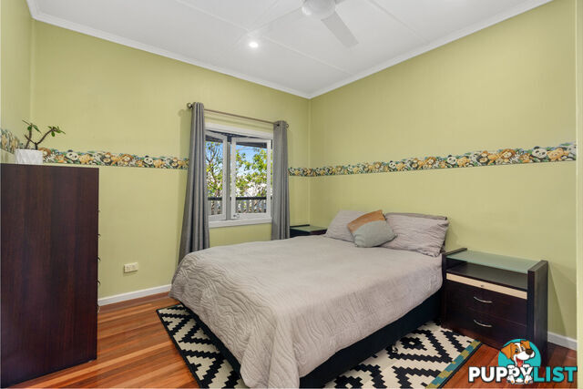 15 Eastbourne Street CHERMSIDE WEST QLD 4032