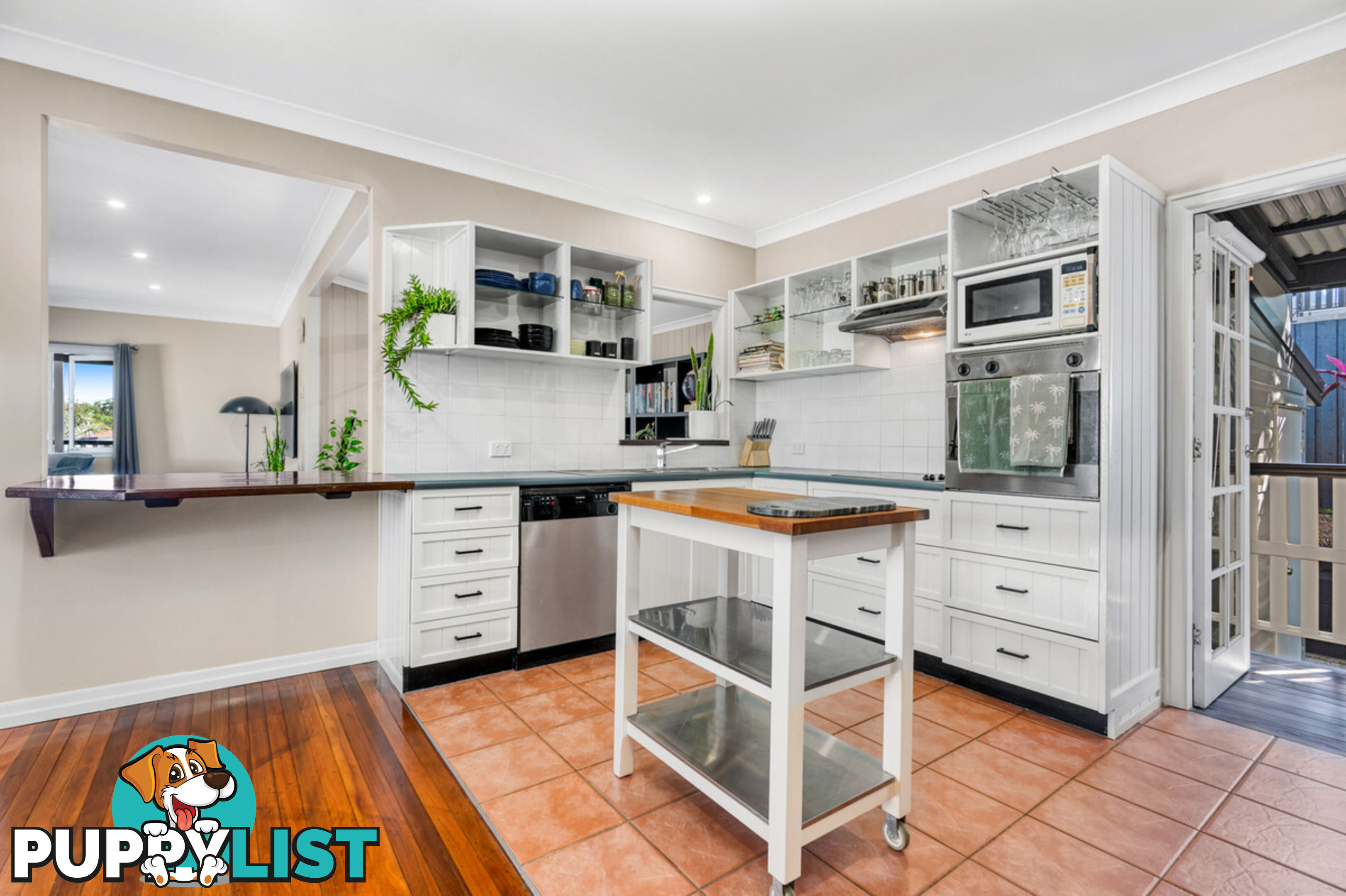 15 Eastbourne Street CHERMSIDE WEST QLD 4032