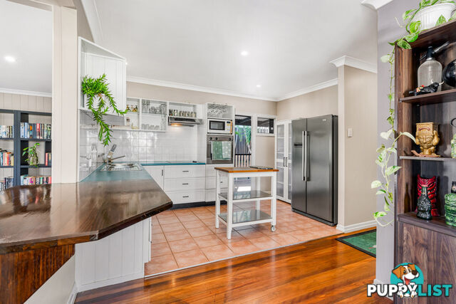 15 Eastbourne Street CHERMSIDE WEST QLD 4032