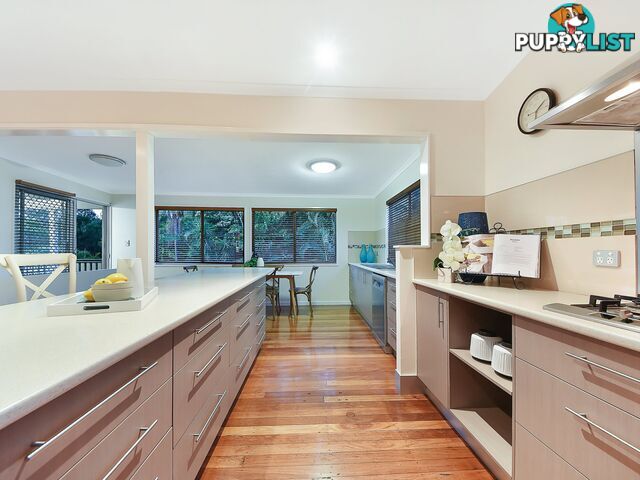 33 Bowen Avenue ALBANY CREEK QLD 4035