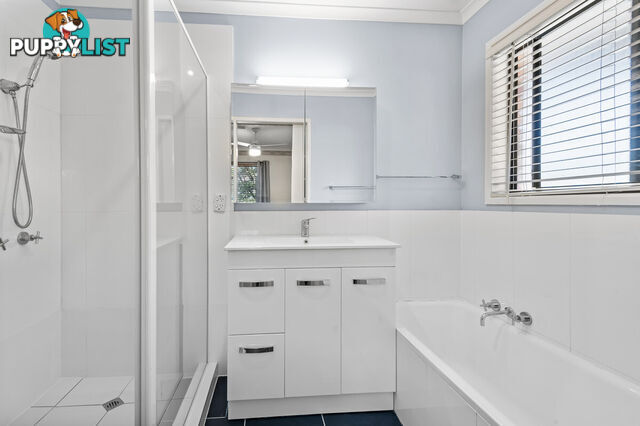 25 Oleron Terrace PETRIE QLD 4502