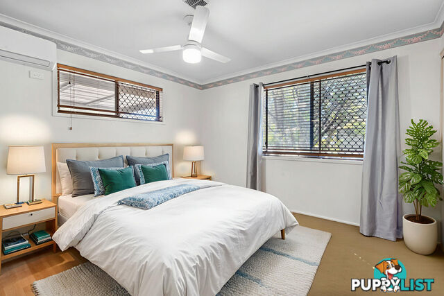 25 Oleron Terrace PETRIE QLD 4502