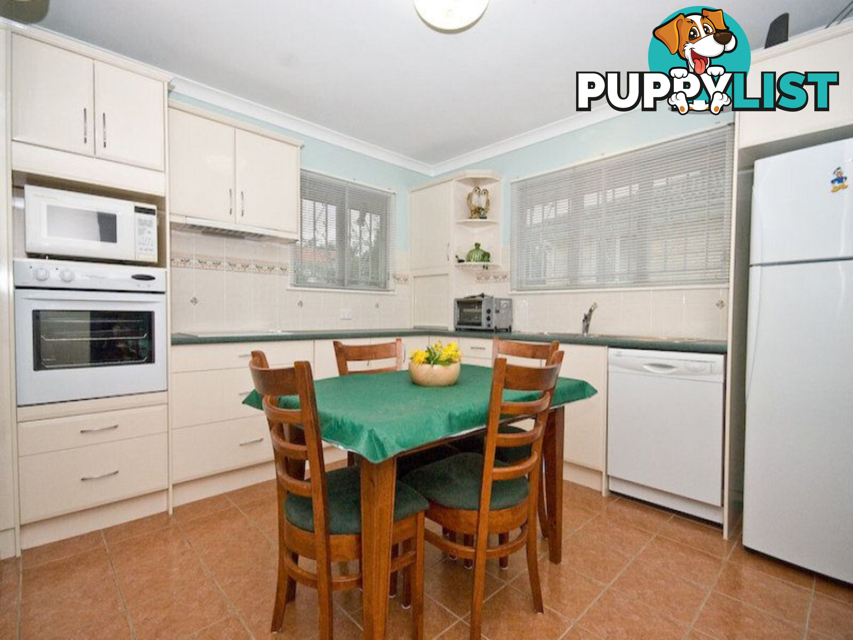 10 Fairlane Street CHERMSIDE WEST QLD 4032