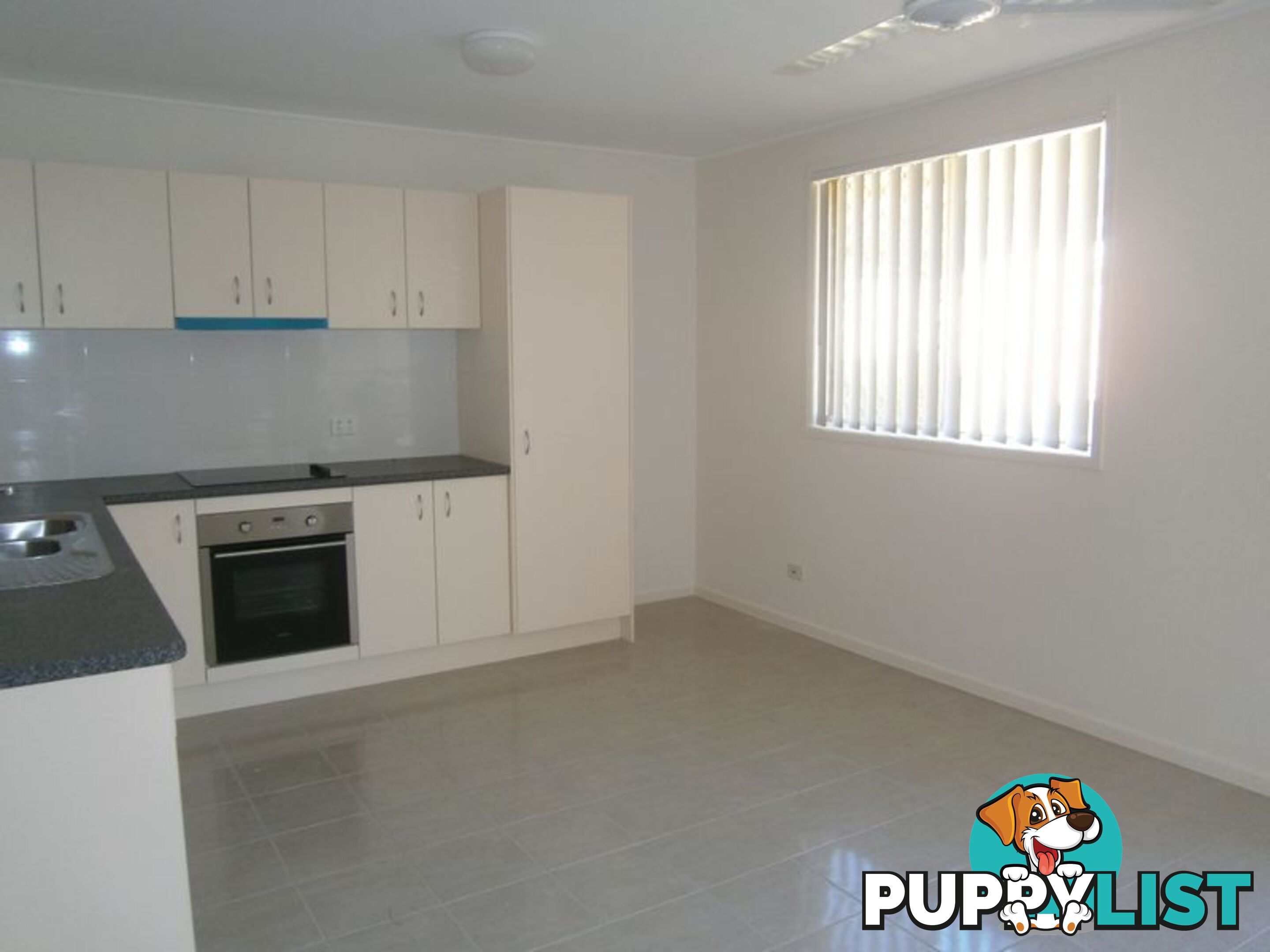 Unit 3/15 Kitchener Road KEDRON QLD 4031