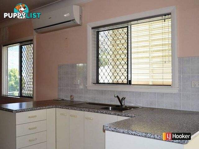 28 Curwen Terrace CHERMSIDE QLD 4032