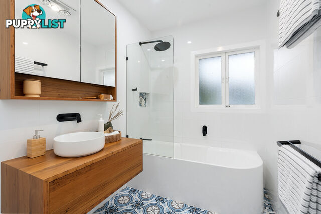 6 Eastbourne Street CHERMSIDE WEST QLD 4032