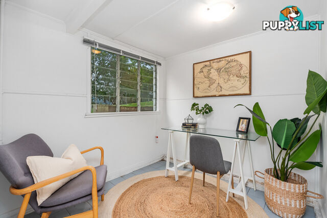 6 Eastbourne Street CHERMSIDE WEST QLD 4032