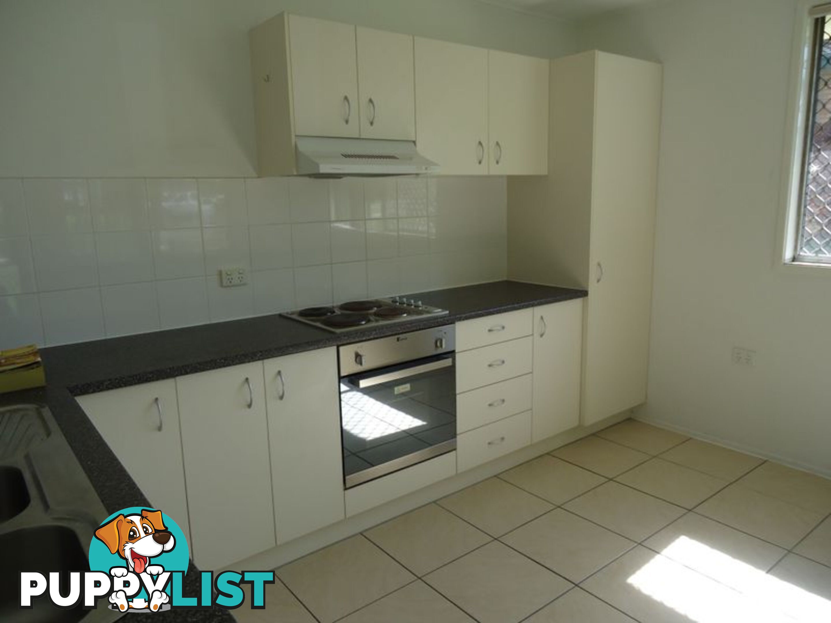 Unit 1/15 Kitchener Road KEDRON QLD 4031