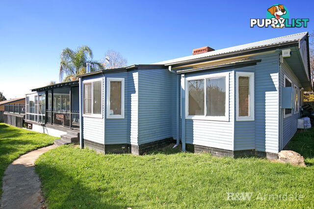 27 Duval Street ARMIDALE NSW 2350