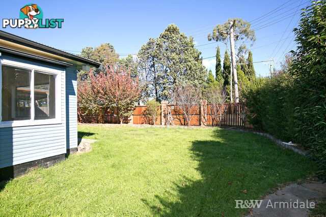 27 Duval Street ARMIDALE NSW 2350