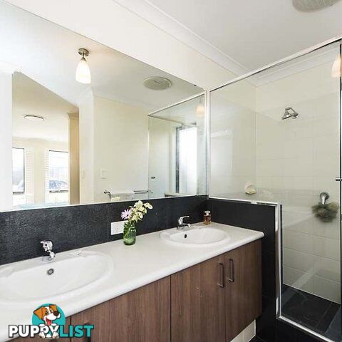 5 Vienta Street AVELEY WA 6069