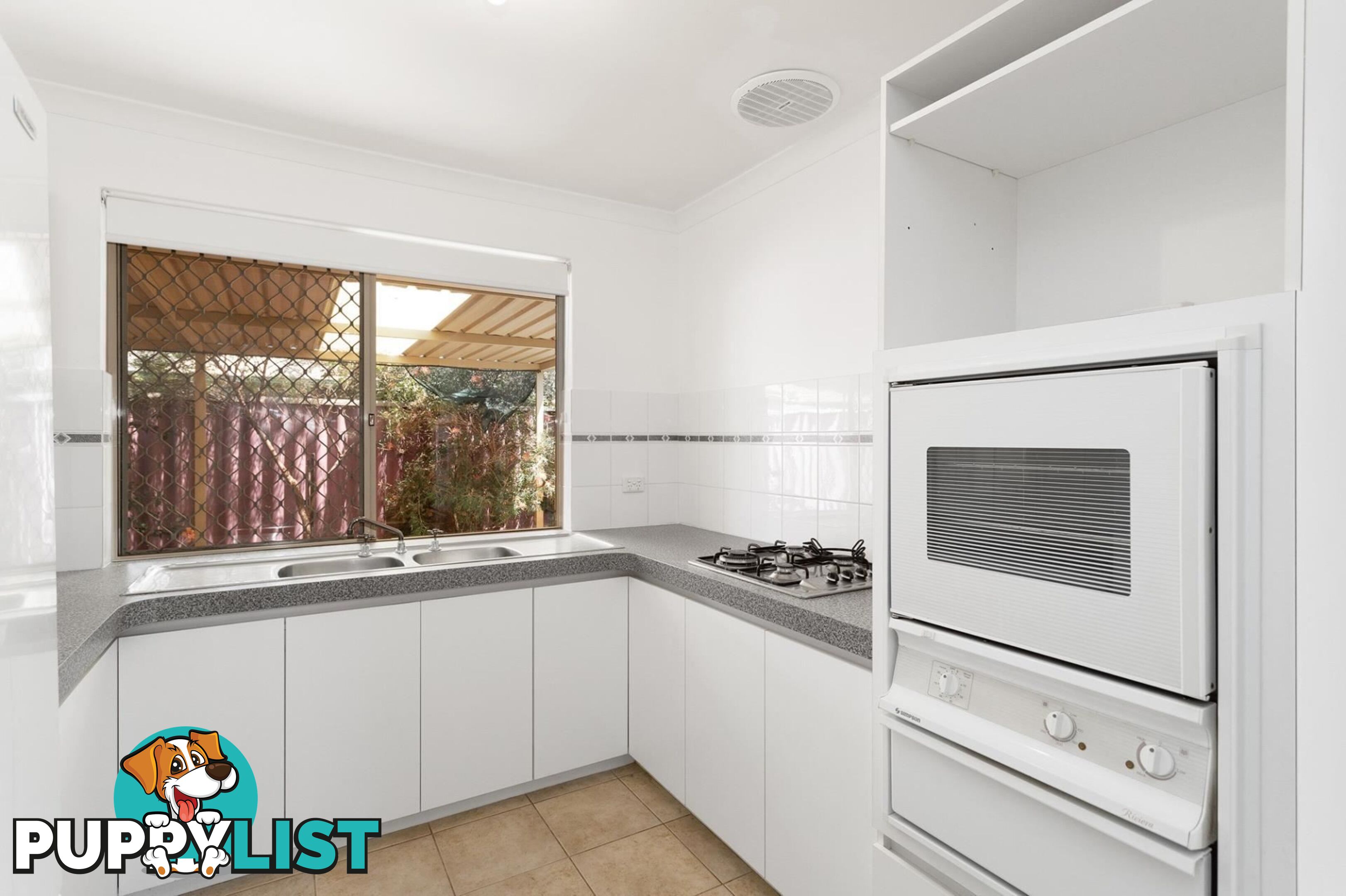 2/8 Phillips Court KIARA WA 6054