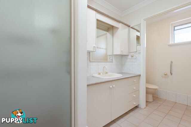 40 Central Road ROSSMOYNE WA 6148