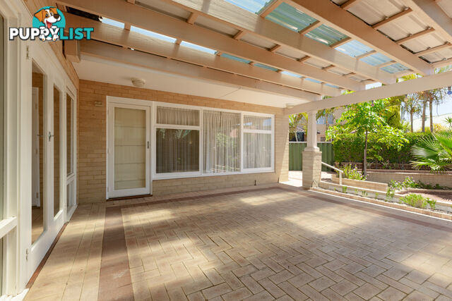 40 Central Road ROSSMOYNE WA 6148
