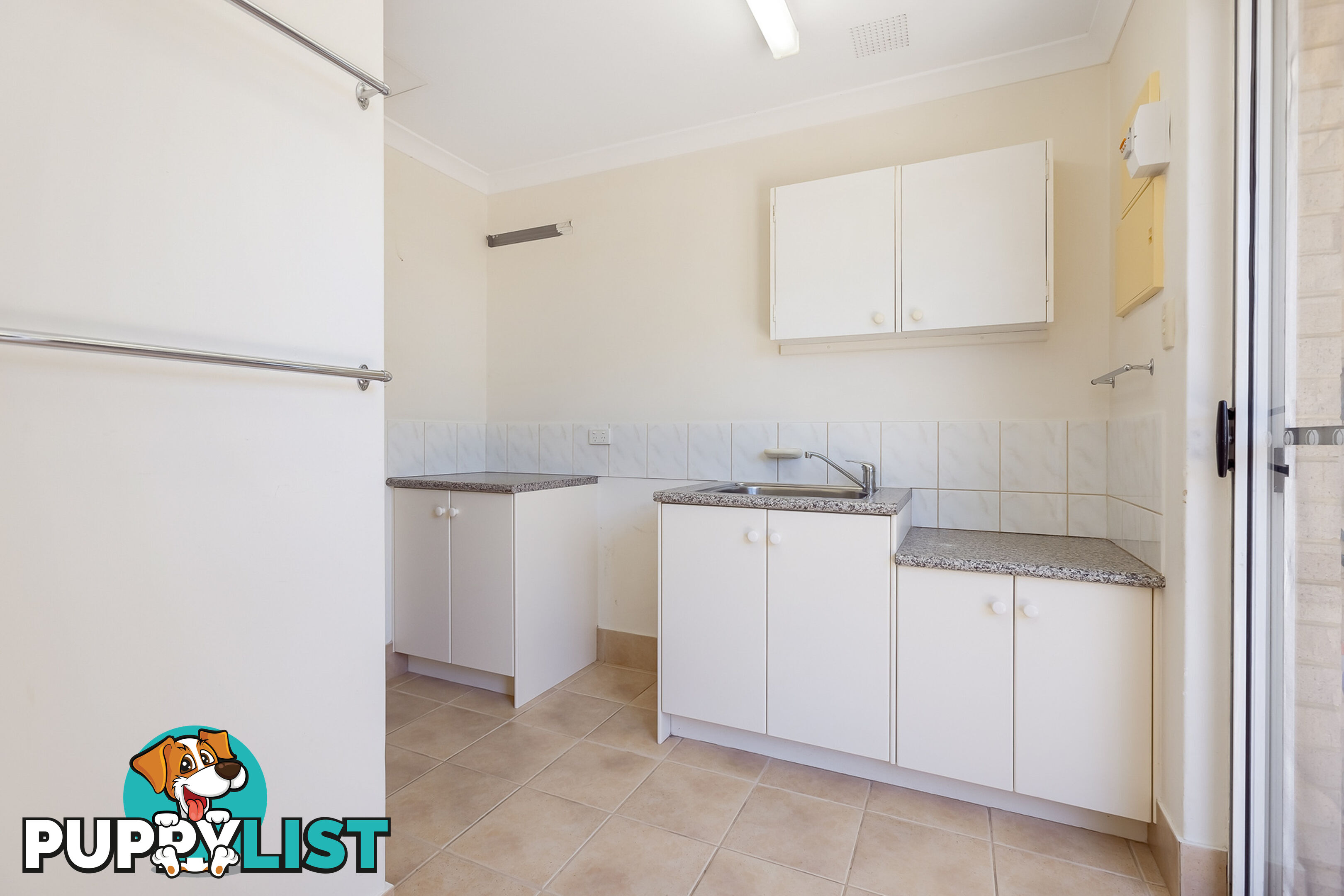 40 Central Road ROSSMOYNE WA 6148