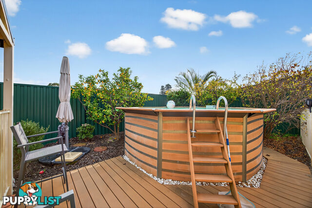 10 Lakeview Place BIBRA LAKE WA 6163