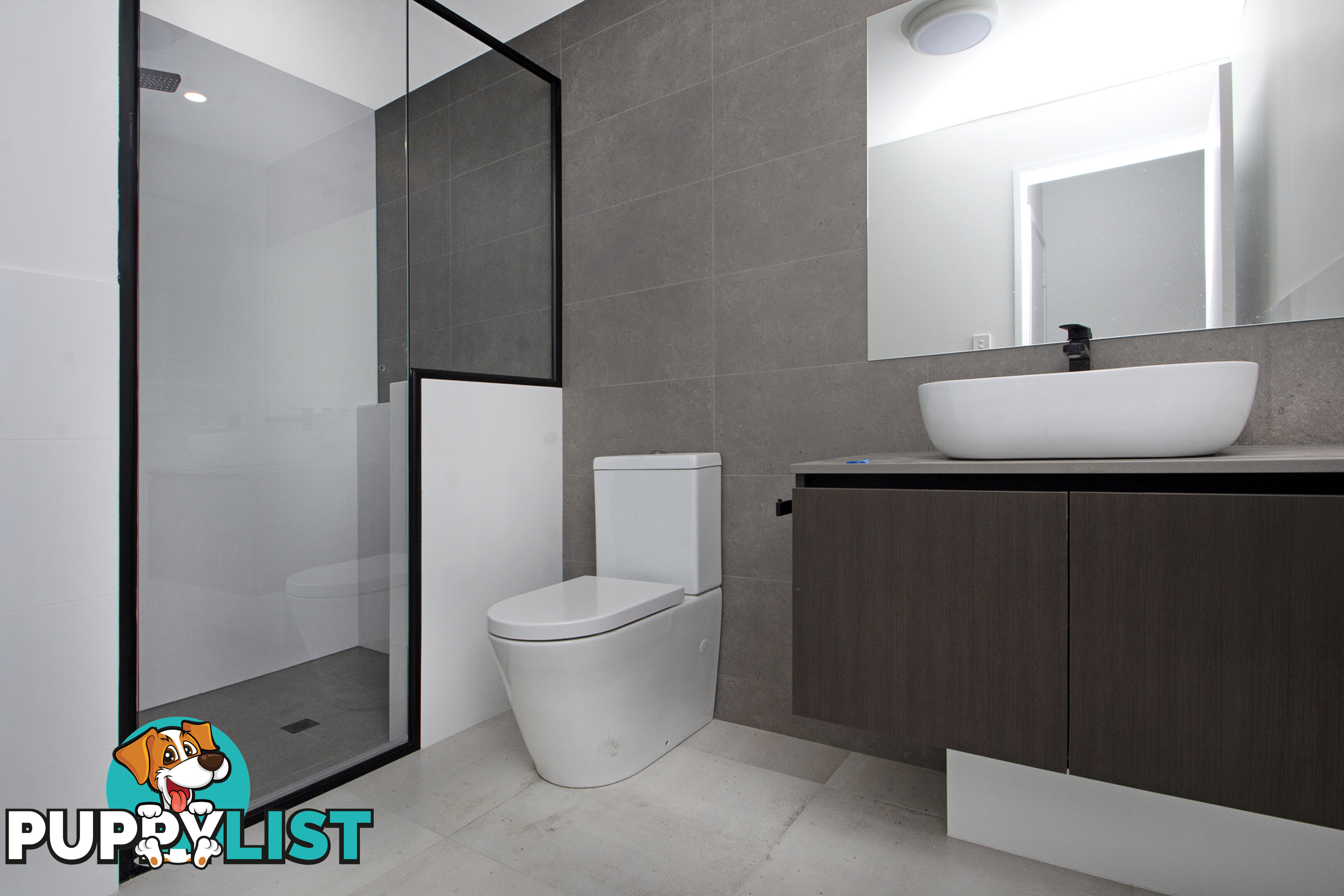 2/130 Gladstone Road RIVERVALE WA 6103