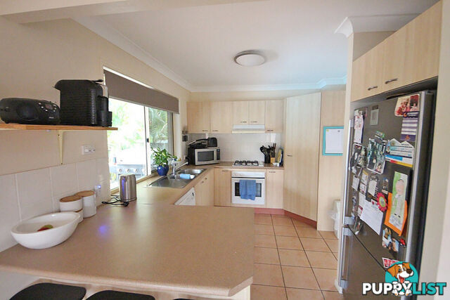 13 Esk Place KALLANGUR QLD 4503