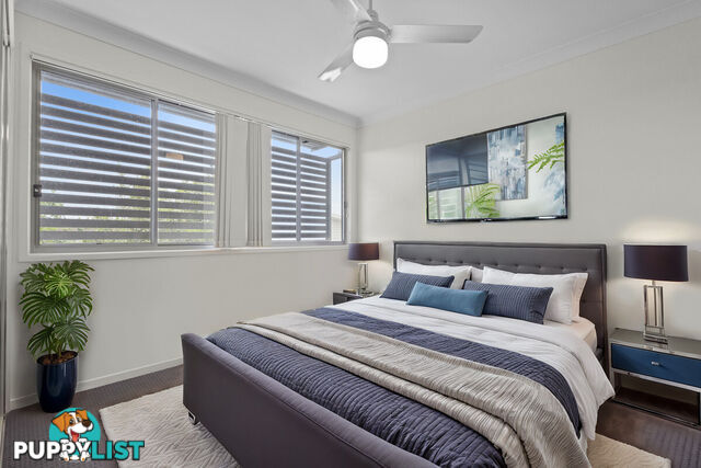 2/20 Oakwood Court WARNER QLD 4500