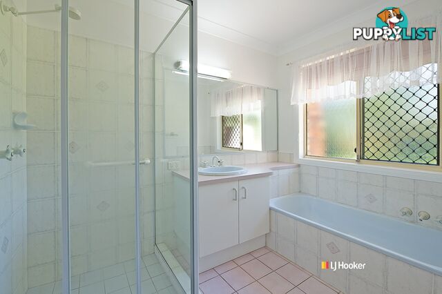 4 Tallowwood Court KALLANGUR QLD 4503