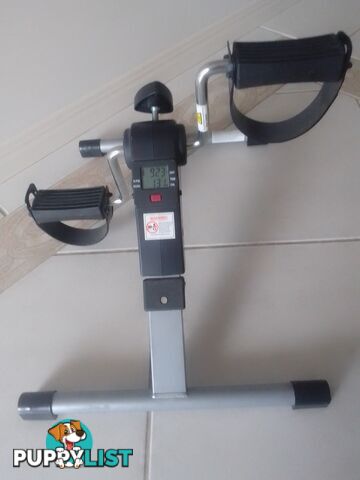 Mini exercise bike