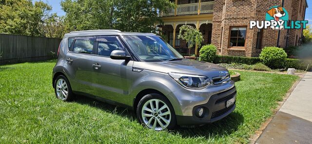 2018 KIA Soul Hatchback Automatic