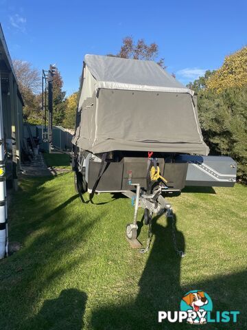 2016 Ezytrail Camper Trailer Stirling gt