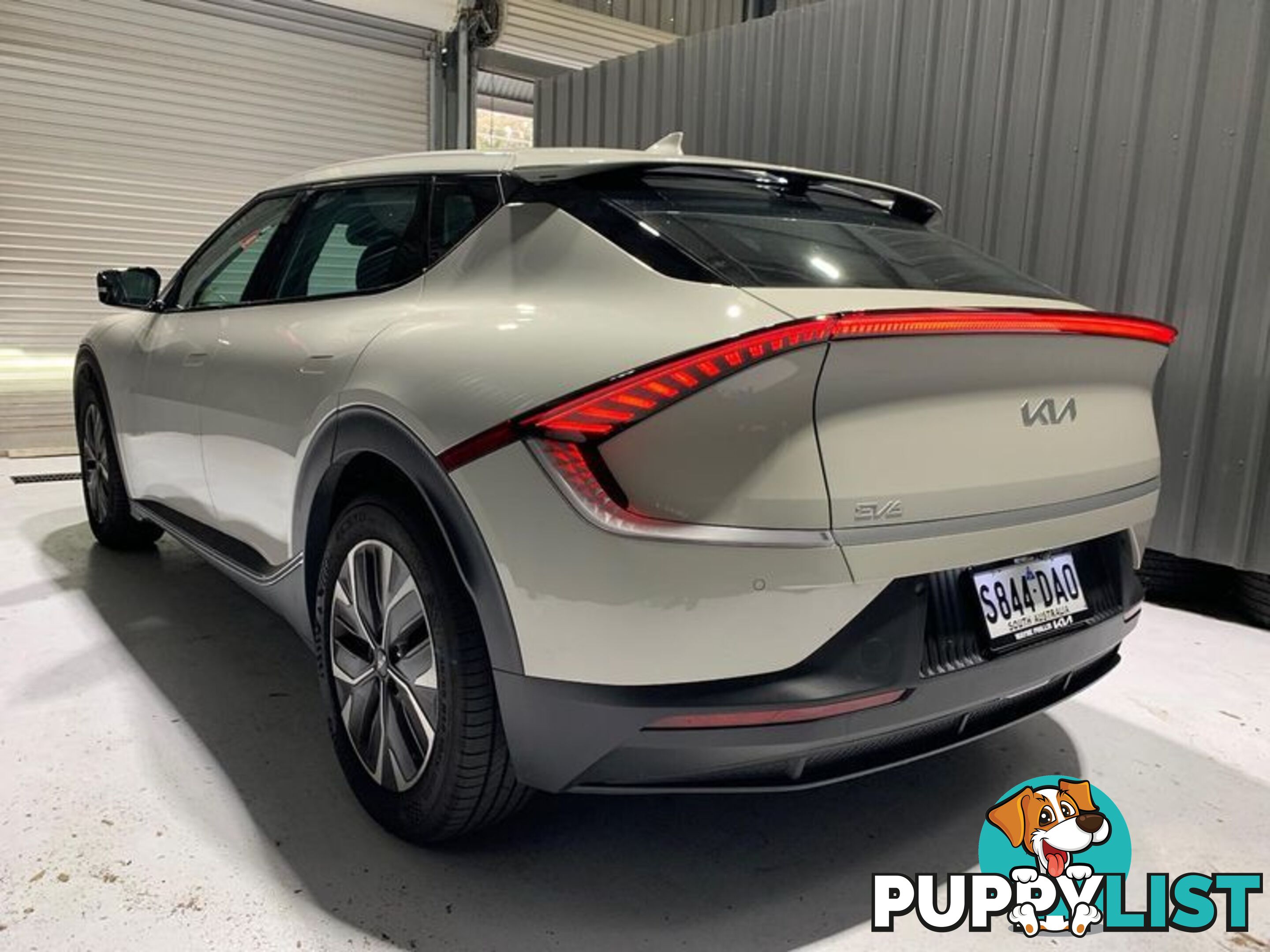 2023 Kia EV6 Air CV SUV