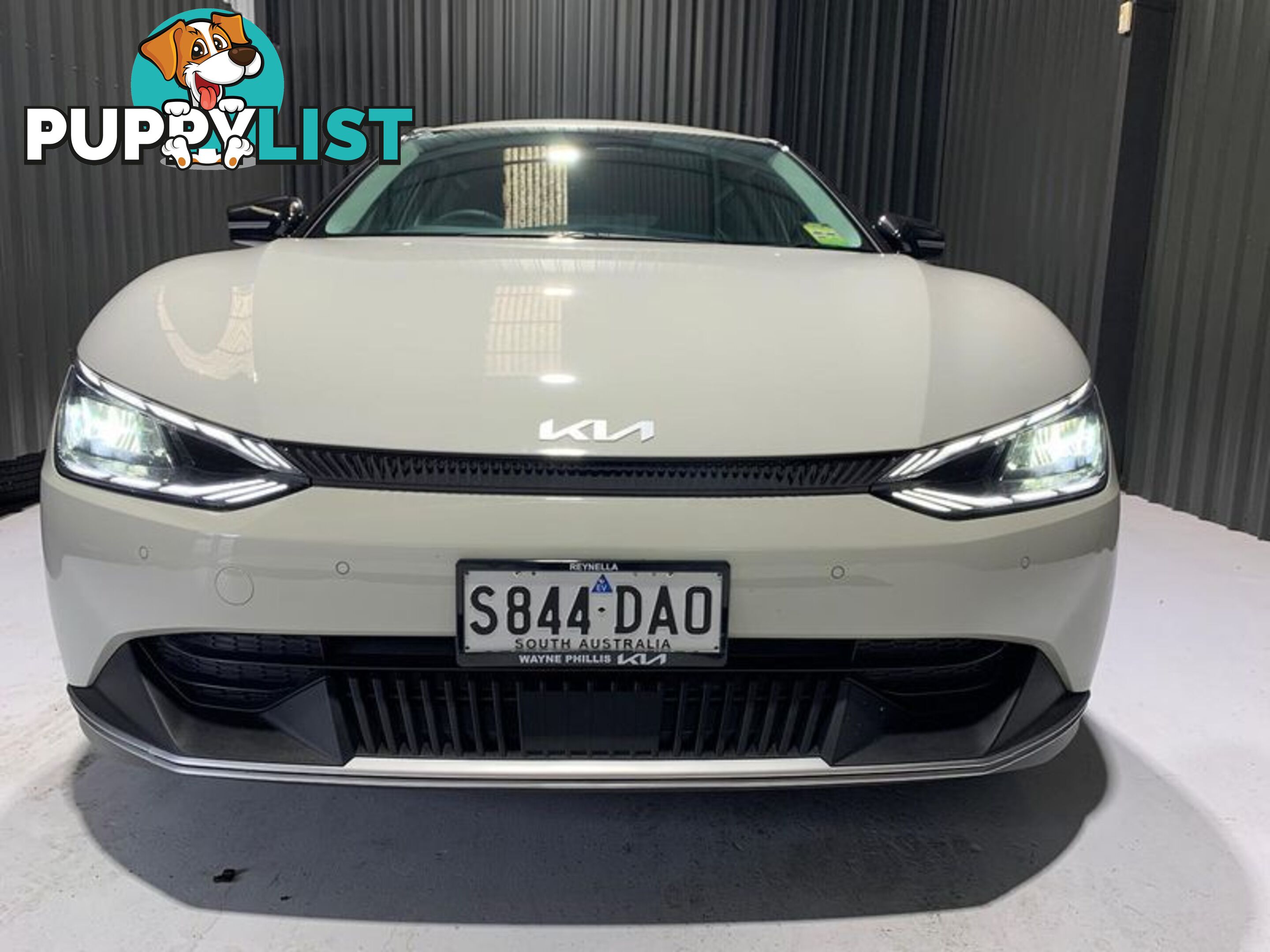 2023 Kia EV6 Air CV SUV