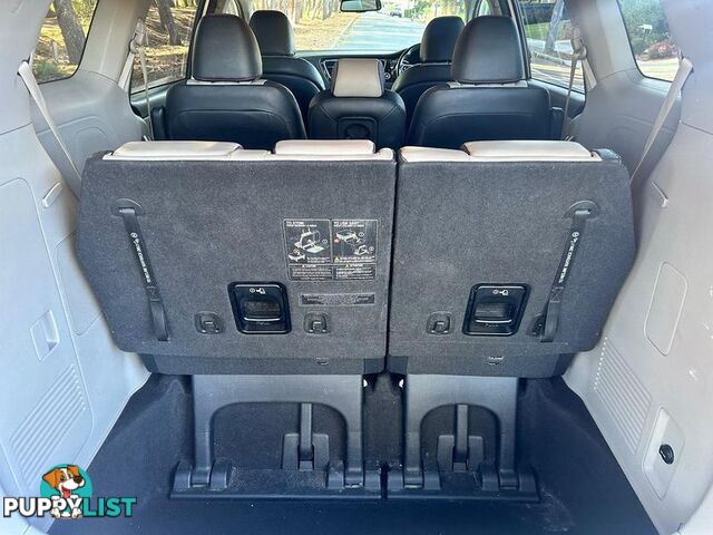2020 Kia Carnival SLi YP People Mover