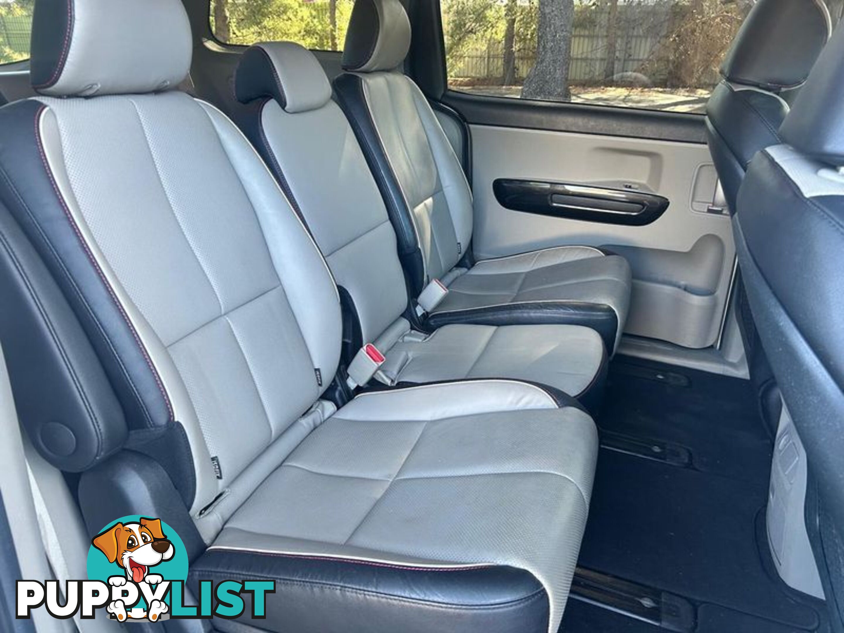 2020 Kia Carnival SLi YP People Mover