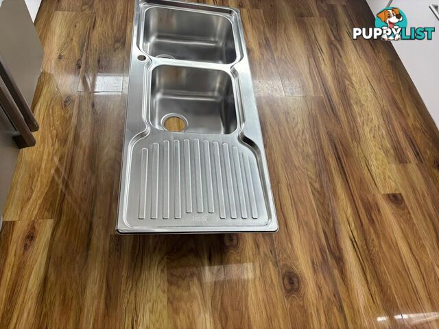 Franke Pacific Plus LEFT hand drainer Sink