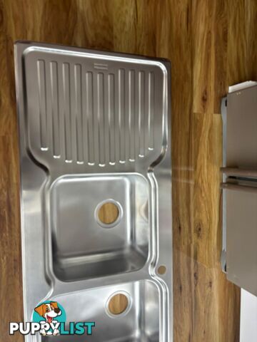 Franke Pacific Plus LEFT hand drainer Sink