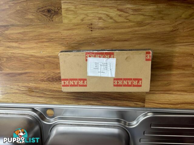 Franke Pacific Plus LEFT hand drainer Sink