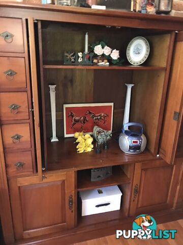 Country Style Entertainment Unit