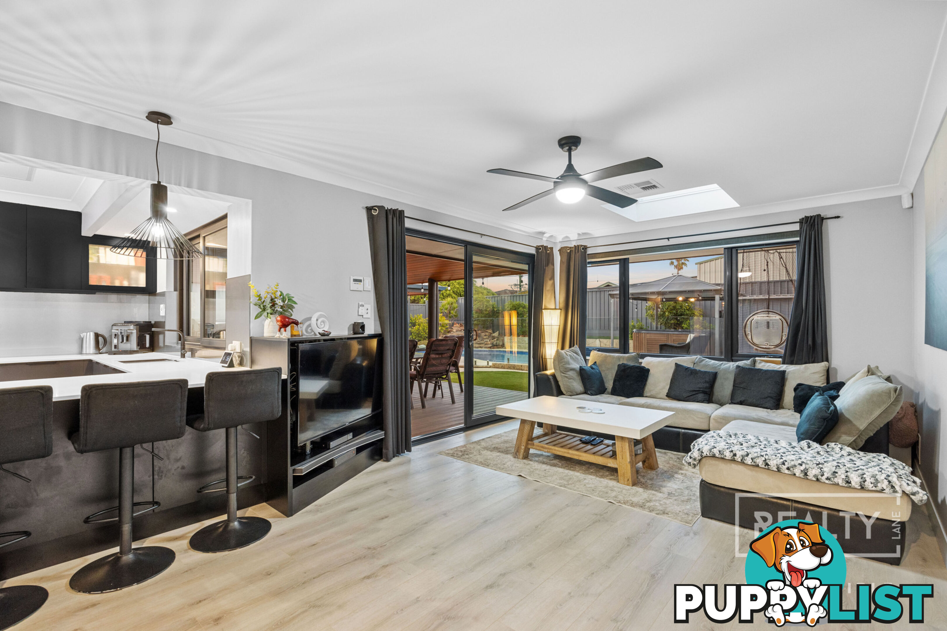 15 Empen Way Hillarys WA 6025