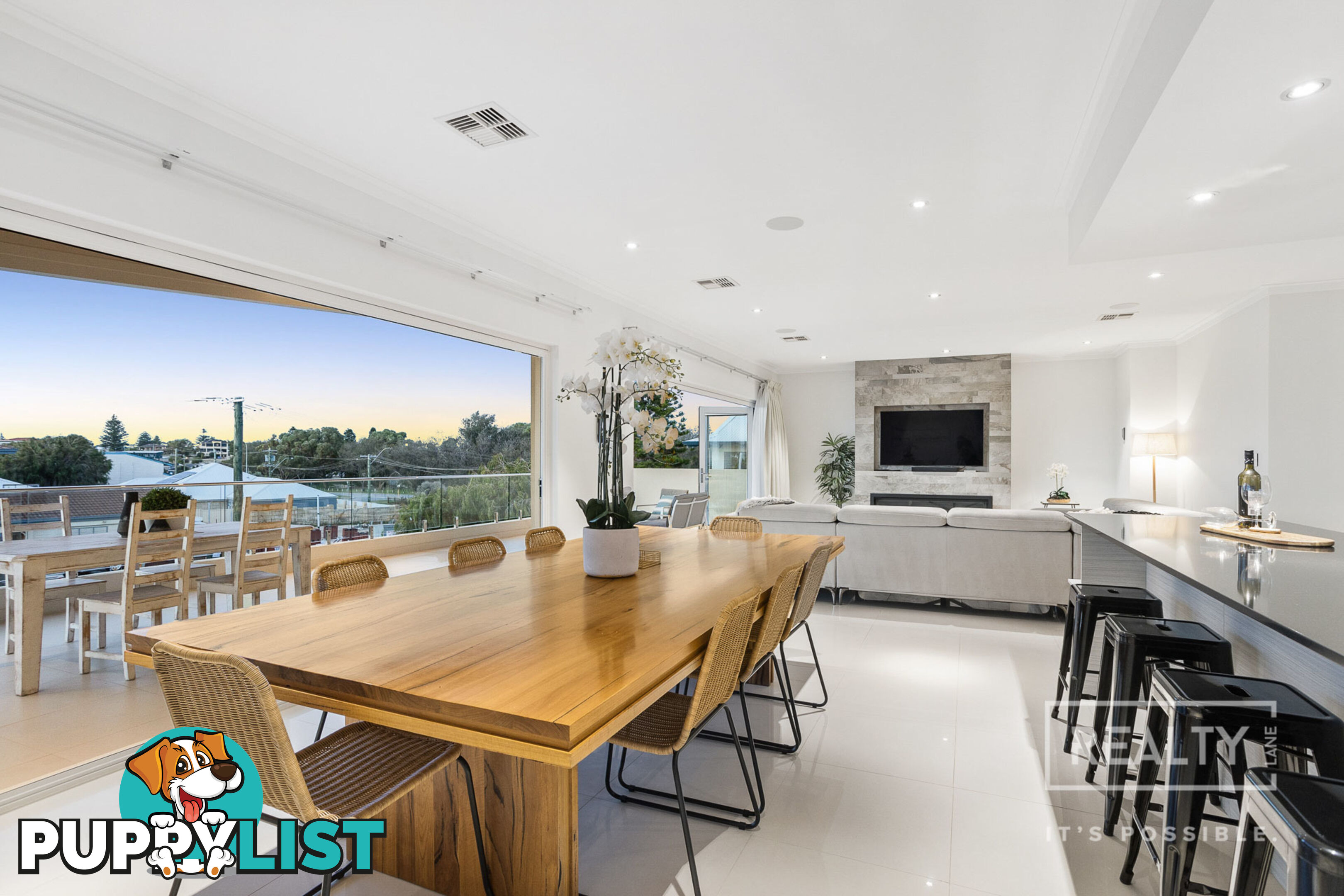 4 Merrifield Place Mullaloo WA 6027