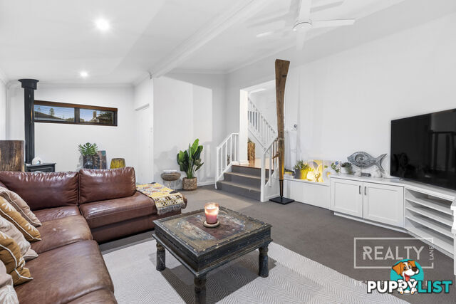 59 Arnott Street Trigg WA 6029