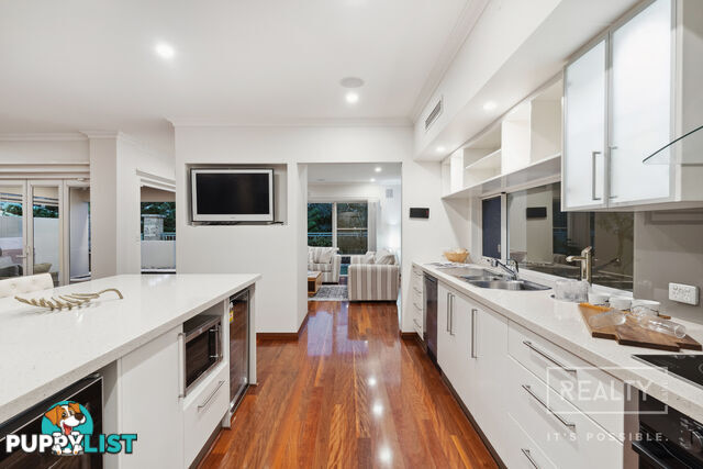 18 Tahiti Lane Hillarys WA 6025