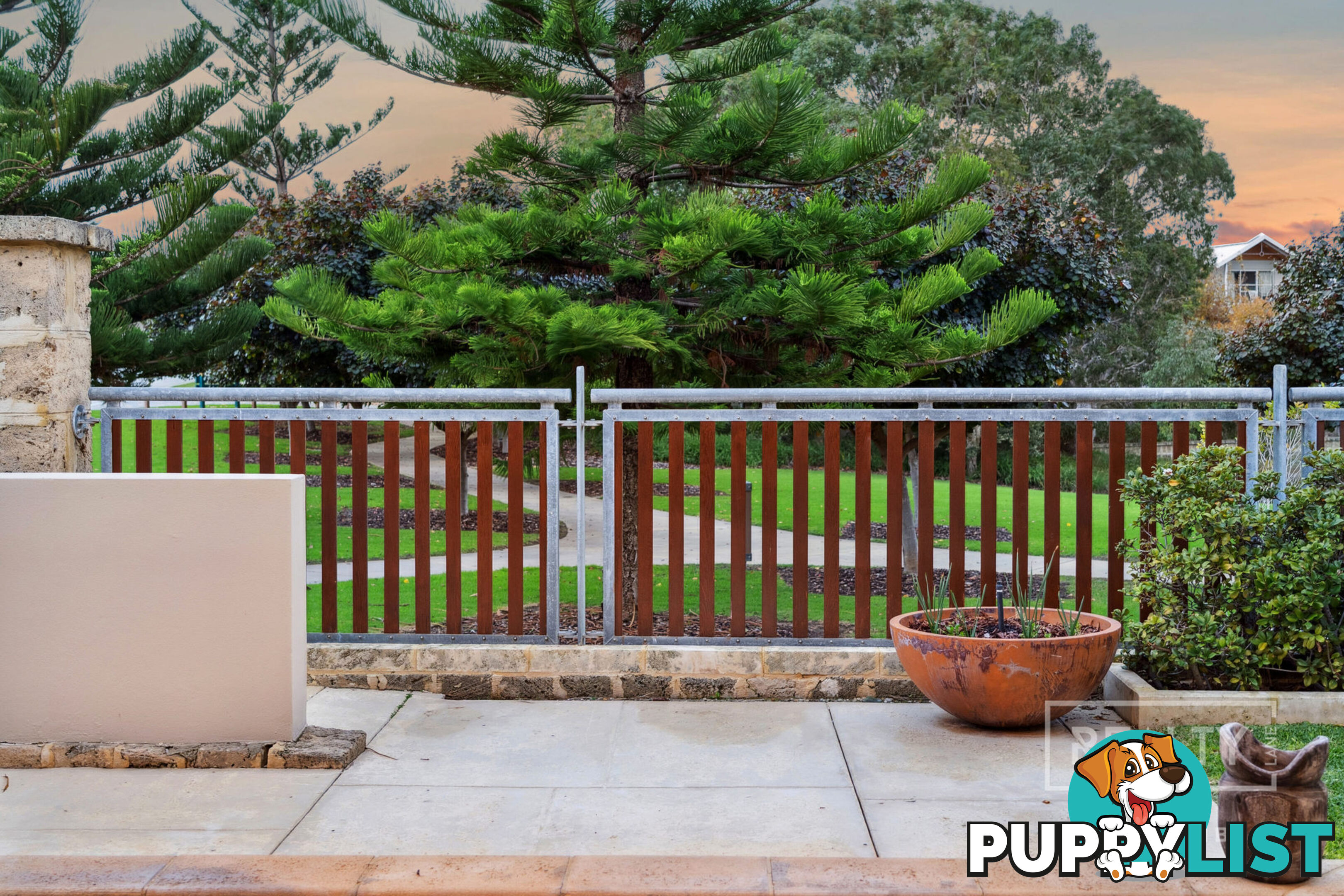 18 Tahiti Lane Hillarys WA 6025