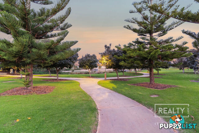18 Tahiti Lane Hillarys WA 6025
