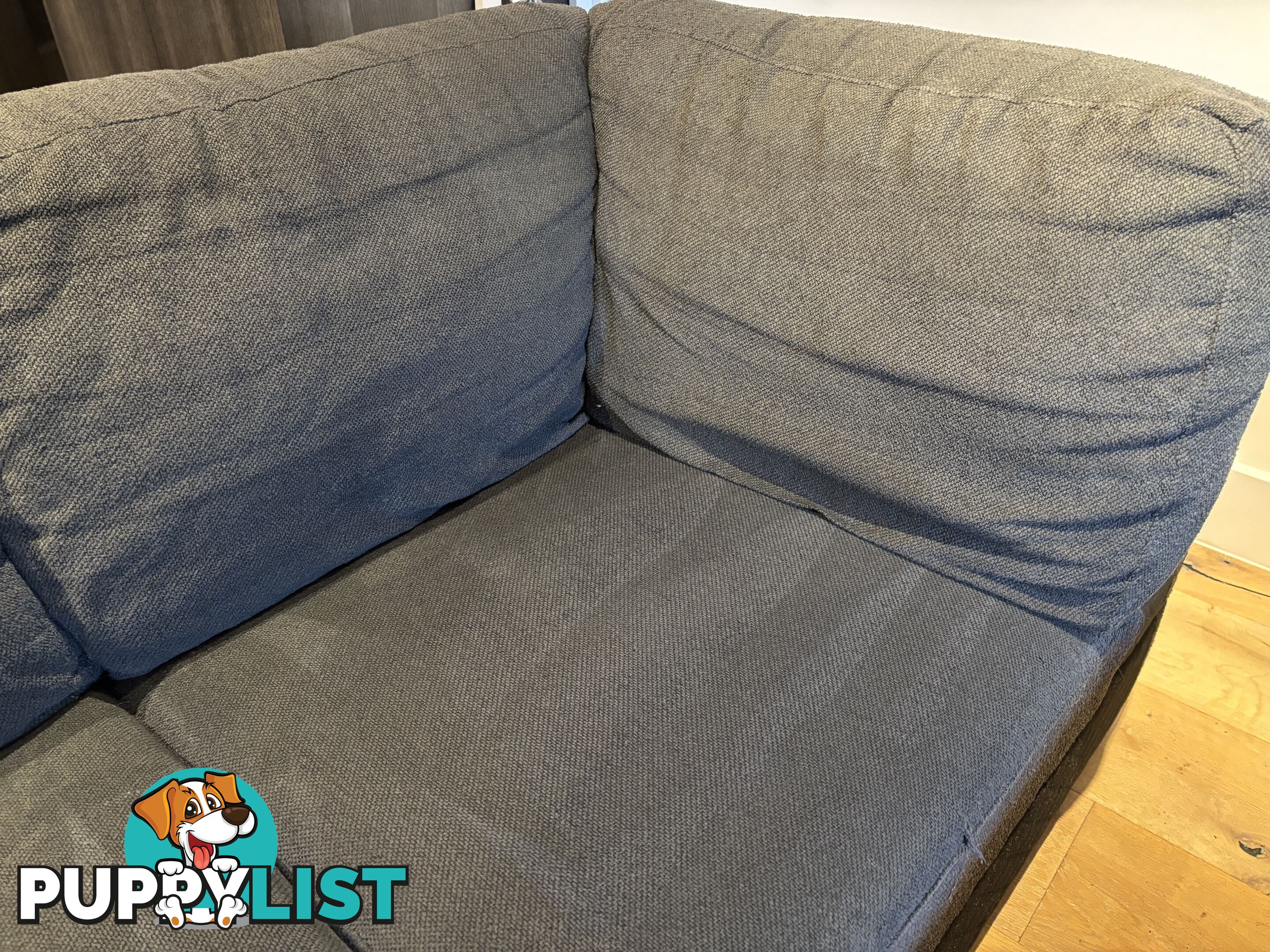 Plush 5 seater plus chase couch
