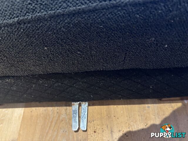 Plush 5 seater plus chase couch